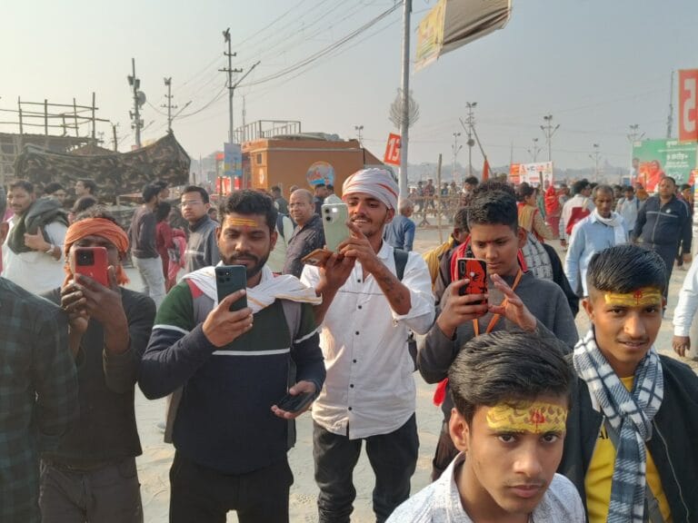 L’ossessione degli indiani per le foto e i selfie