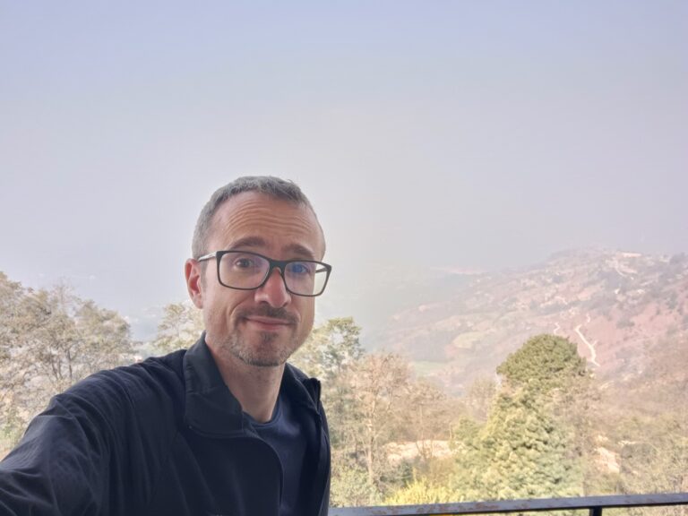 Cercare di vedere le montagne dell’Himalaya in Nepal (e fallire)